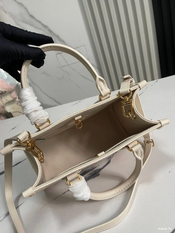 VUITTON PM LOUIS ONTHEGO 0801